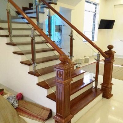 Cầu thang kính 09